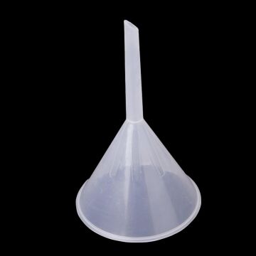 PLASTİK HUNİ 100 MM