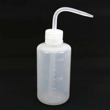PLASTİK YIKAMA ŞİŞESİ 250 ML