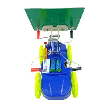 GÜNEŞ ENERJİLİ ARABA